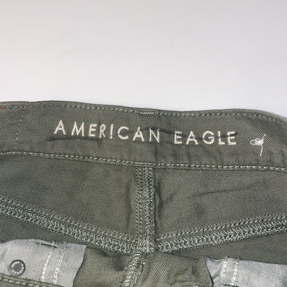 American Eagle Distressed khaki Green Highest Rise Mom Short | 00 - Picture 3 of 10